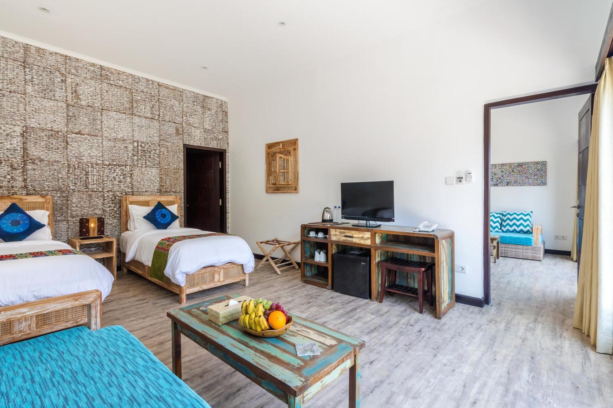 Kura Kura Holiday park 4*